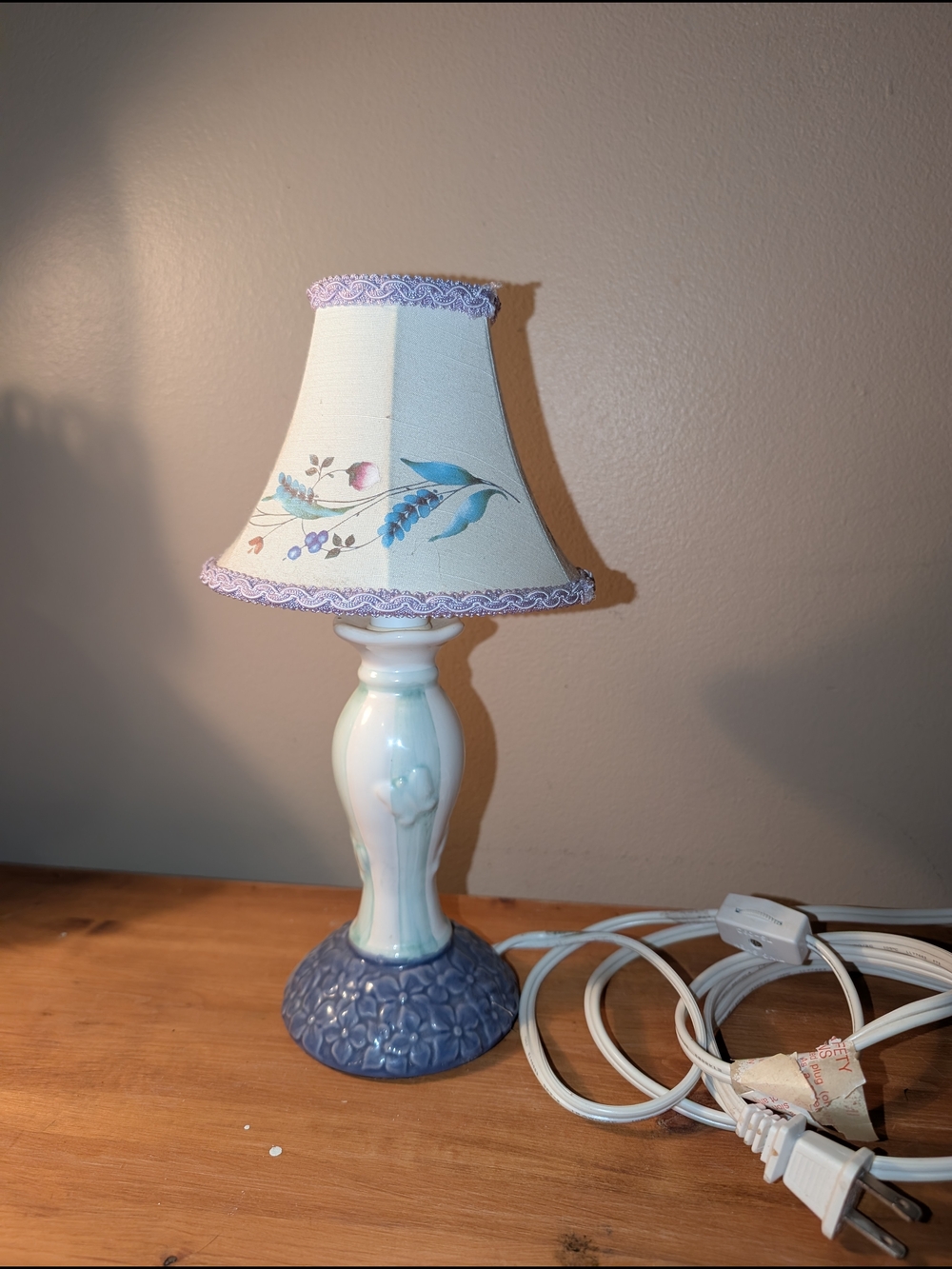 Pfaltzgraff April Floral Ceramic Table Lamp with Blue Base and Beige Shade